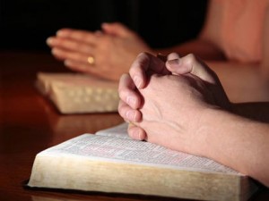 Praying with Bible